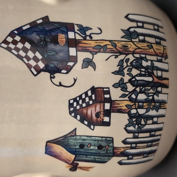 Home & Garden Party 2002 Handmade Stoneware Bean Pot. - Picture 2 of 13